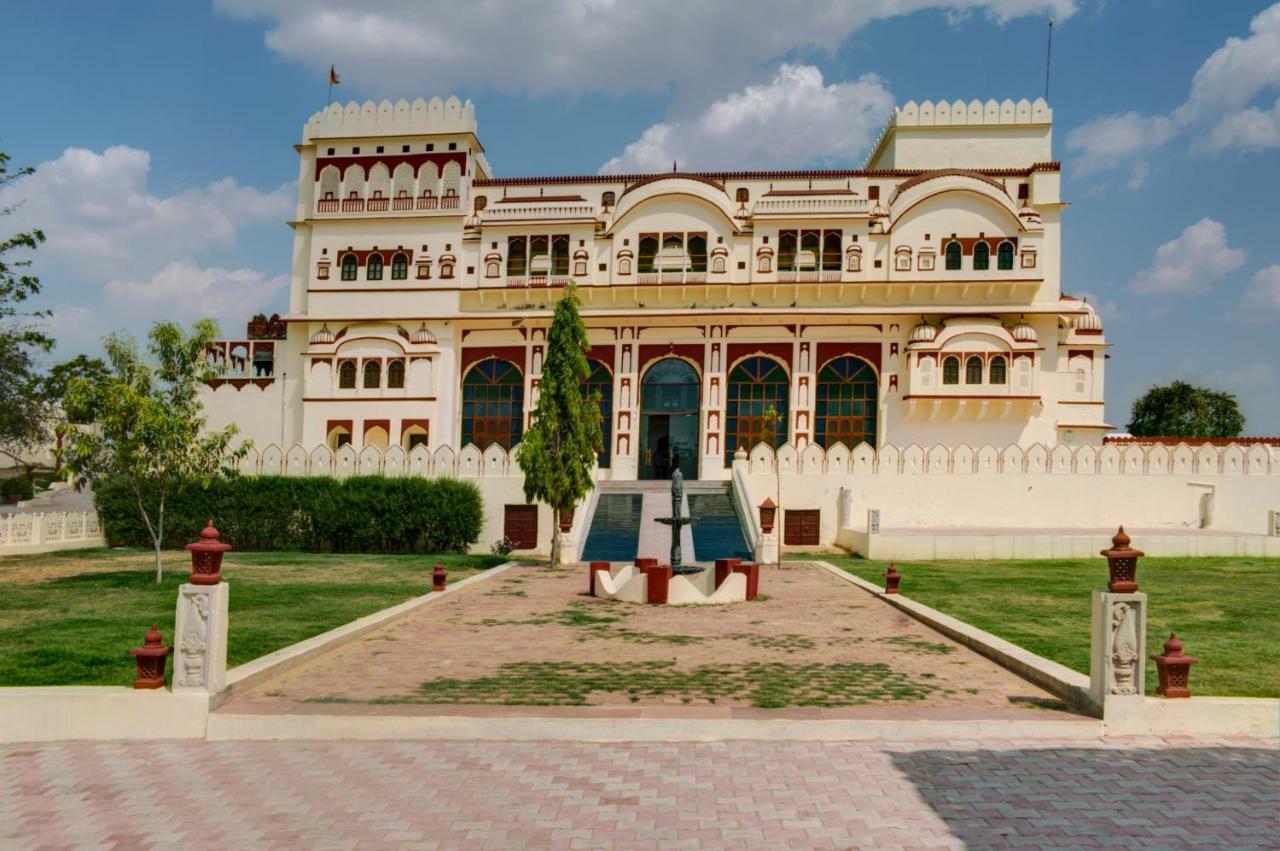 Amritara Surajgarh Fort Exterior photo